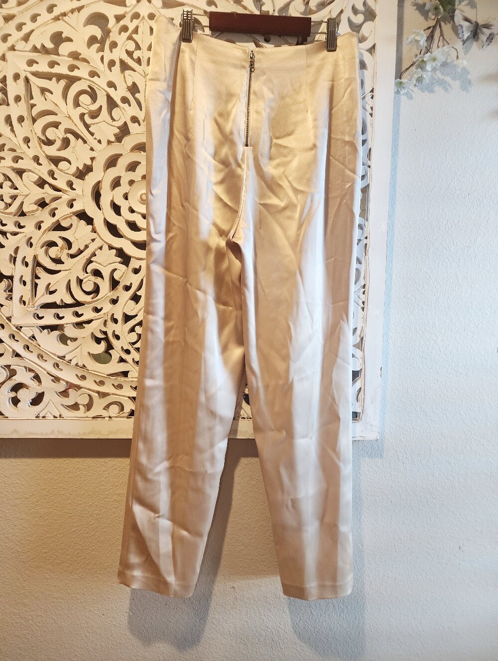 ALICE + OLIVIA JESSIE SLIM SATIN PANTS WOMENS SIZE 8 - Picture 10 of 16